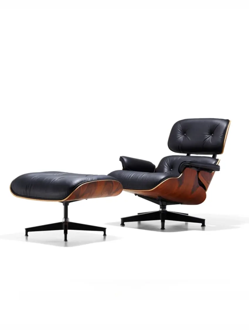 Cadeira ícone de design Eams lounge chair em madeira e estofo em pele preta