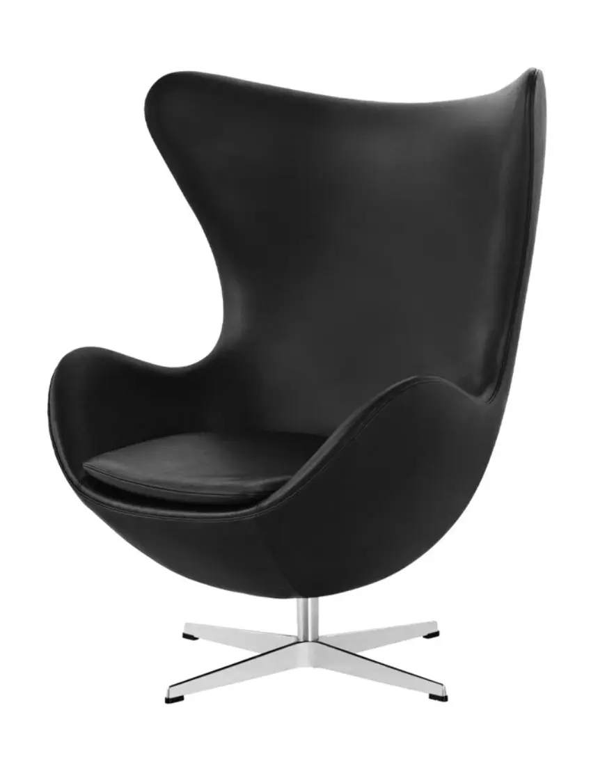 Cadeira ícone de design Egg chair com pé em aço e estofo preto